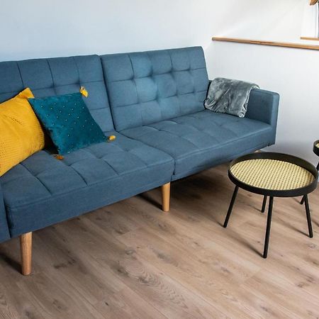 Confortable T1Bis Renove, Au Coeur D'Un Bourg Calme La Chapelle-Neuve  Eksteriør bilde
